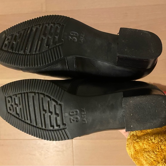 BEAUTIFEEL $295 Black Leather Pumps Booties Women's Size EUR 39 / US 8 - Picture 9 of 11